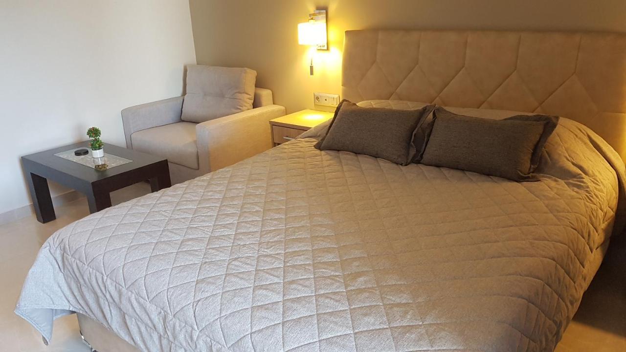 Epidaurus Stork Design Suites מראה חיצוני תמונה
